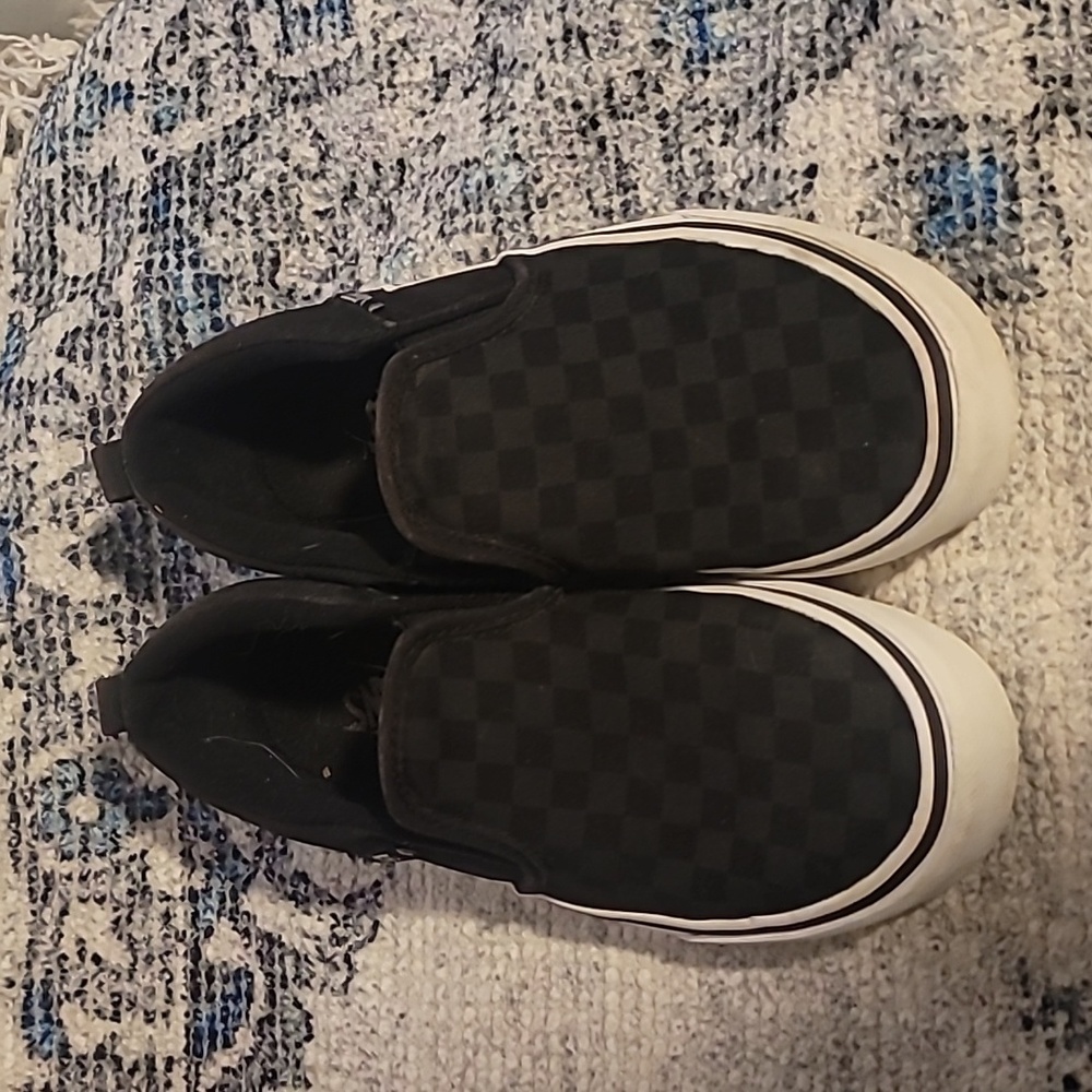 Size 4.0 big kids vans